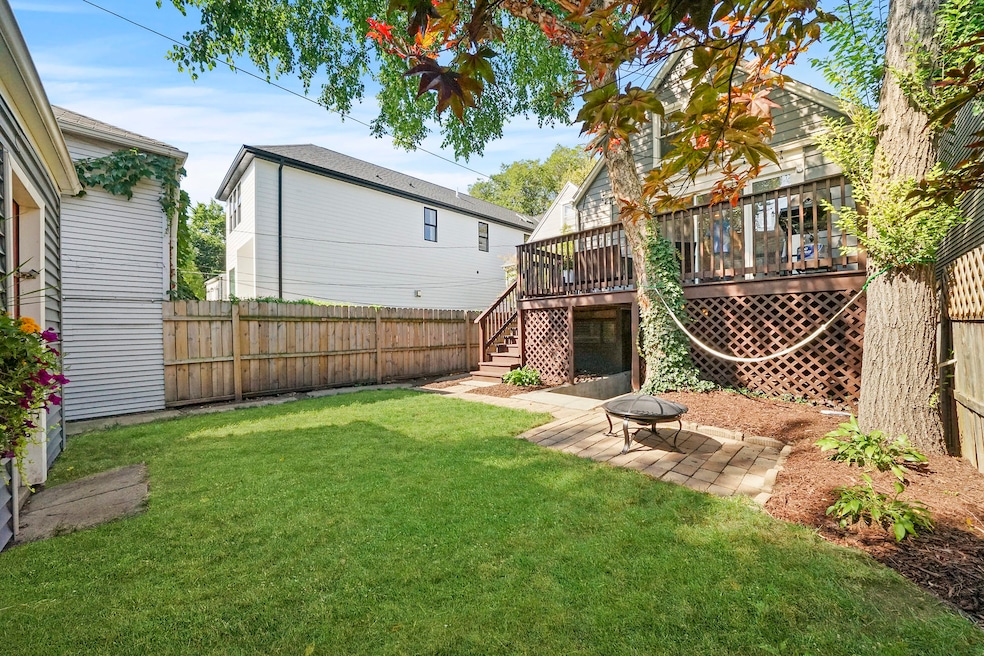 4845 N Oakley Ave, Chicago, IL 60625 - photo 1