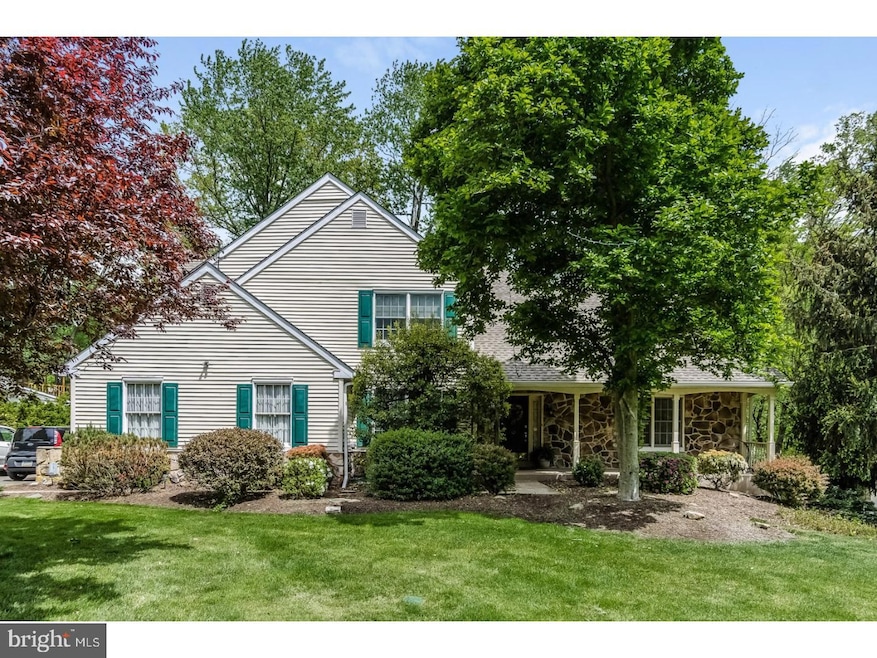 4 Wychwood Ln, Langhorne, PA 19047 - photo 1