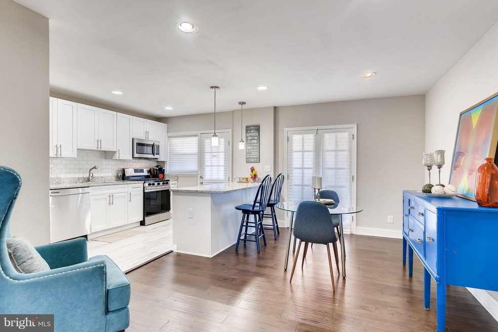 1113 Wildwood Pkwy, Baltimore, MD 21229 - photo 1