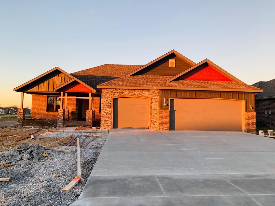 921 E Thorndale Dr, Nixa, MO 65714 - photo 1