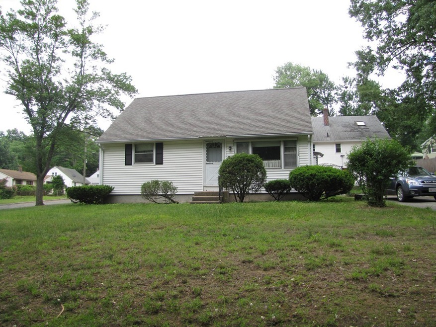 48 Ivanhoe St, Springfield, MA 01109 - photo 1