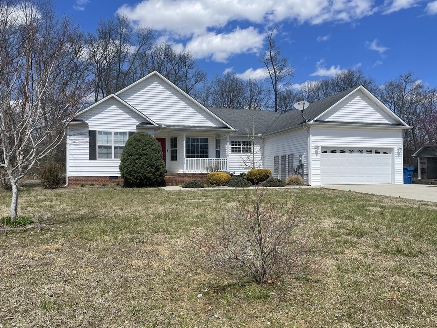 772 Indian Springs Cir, Manchester, TN 37355 - photo 1