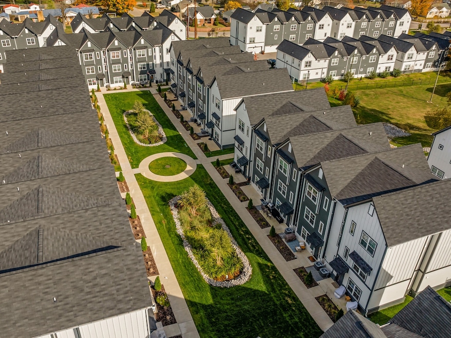 700 N Dupont Ave, Madison, TN 37115 - photo 1