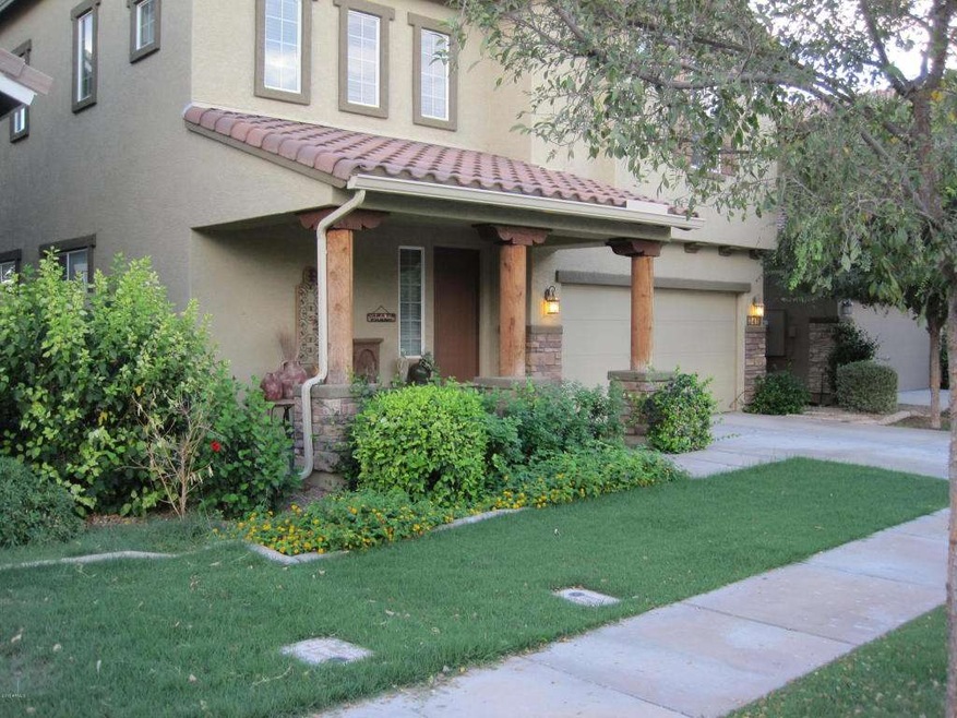 3411 E. Mesquite Street