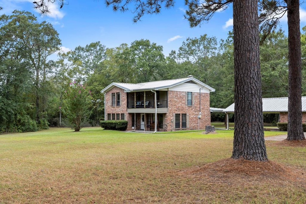 199 Sanches Rd, Lufkin, TX 75904 - photo 1