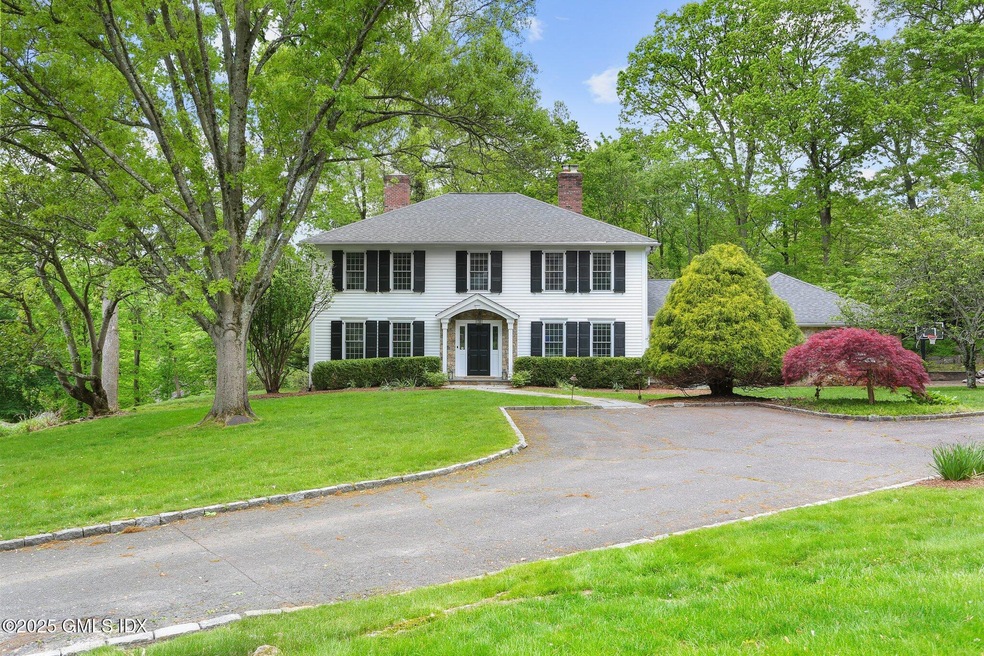 Sold $1,620,000 • Co-Listing Agent