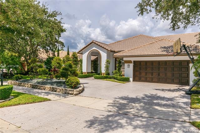 1057 Poplar Cir, Weston, FL 33326 - photo 1