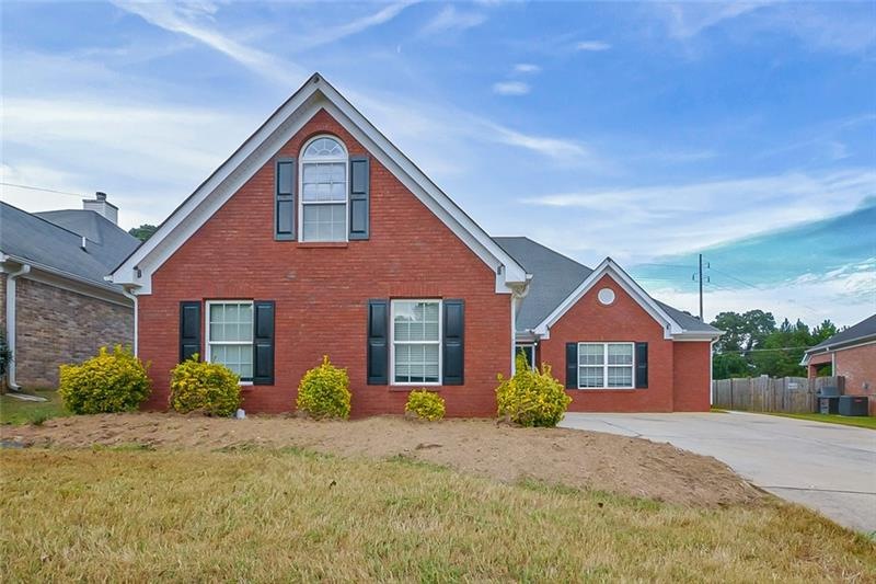 3954 Village Crossing Ln, Ellenwood, GA 30294 - photo 1