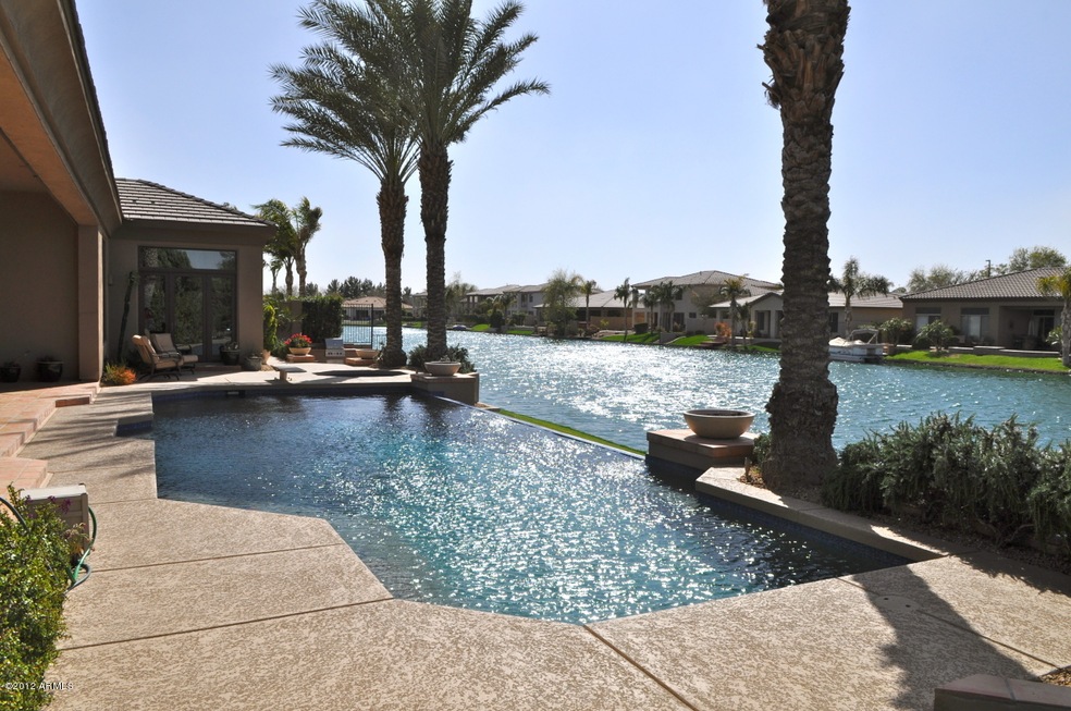 Negative Edge Pool & Lake