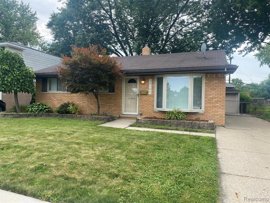 30103 Calahan Rd, Roseville, MI 48066 - photo 1