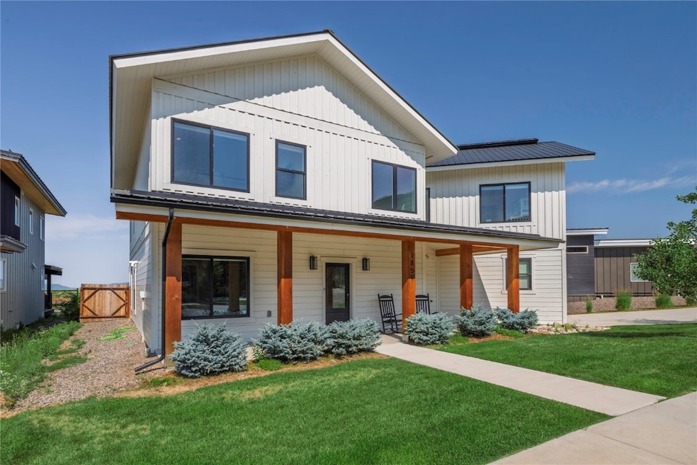 For Sale $2,300,000 • Co-Listing Agent