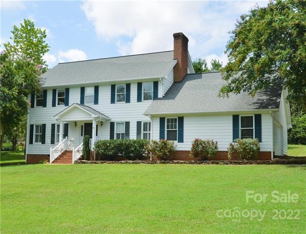 315 Gaston Ct, Statesville, NC 28625 - photo 1