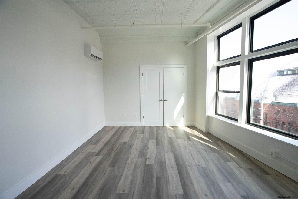 4 Central Ave unit 204, Albany, NY 12210 - photo 1