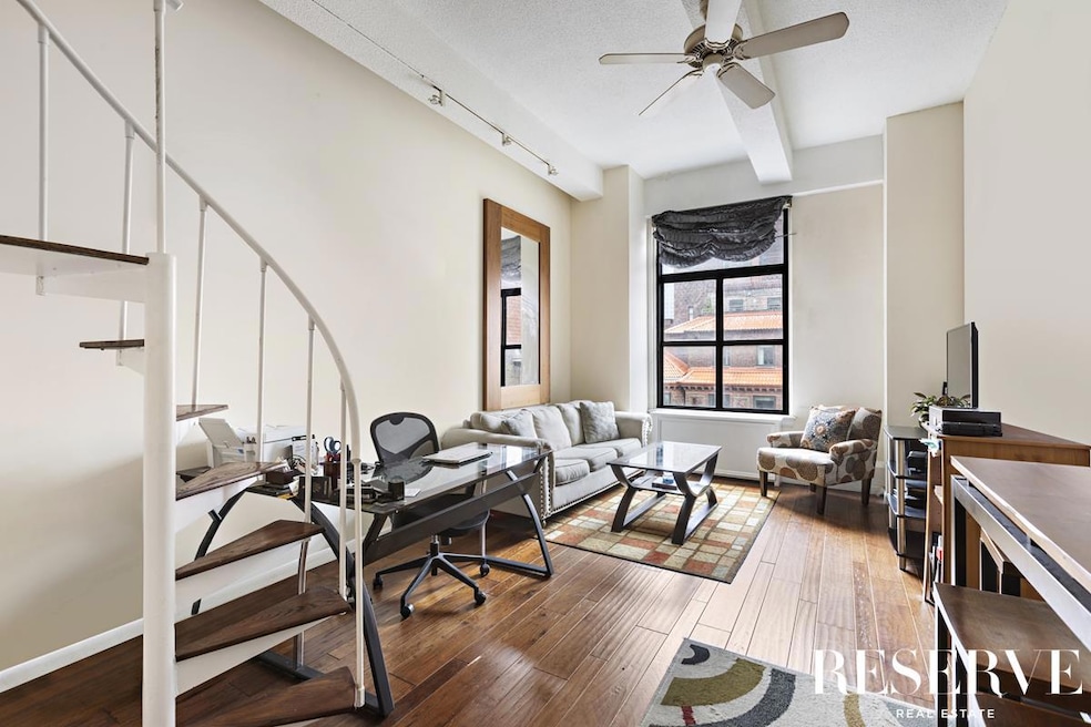 Murray Hill Plaza unit 12-J, New York, NY 10016 - photo 1