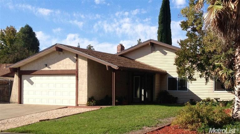 Street view of the home.