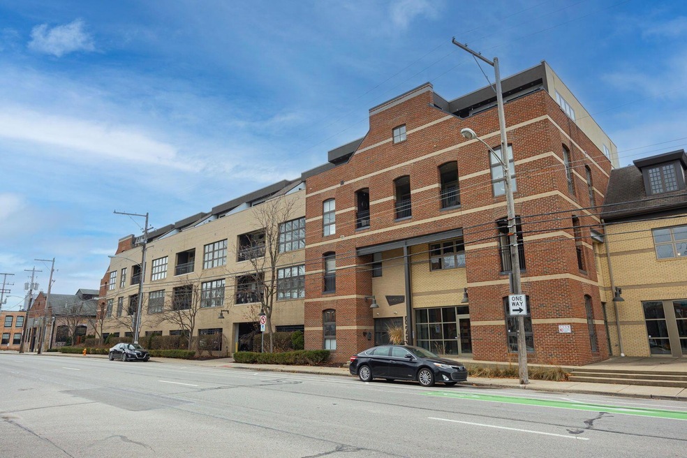 3-web-or-mls-825 N 4th St 207-3