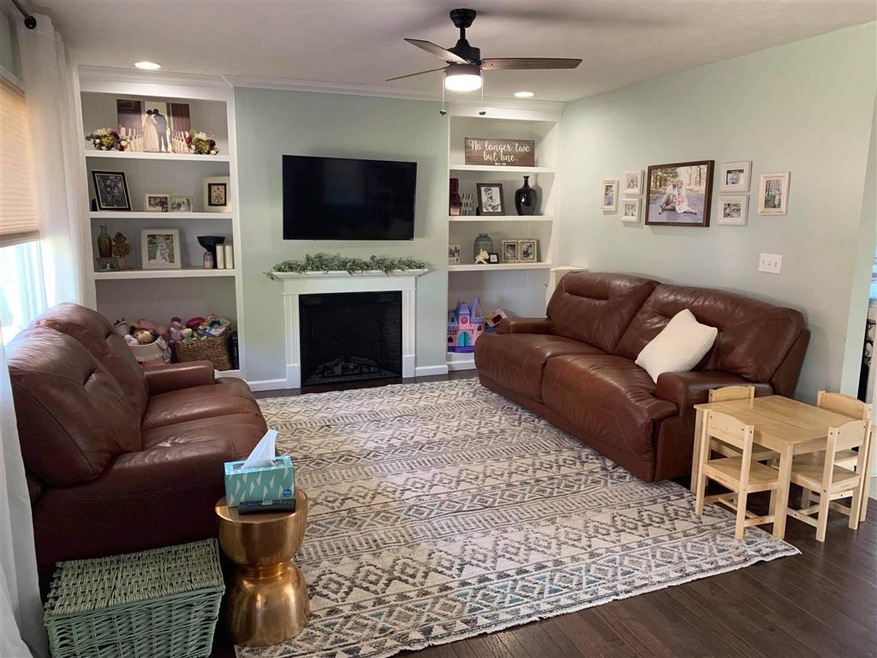 260 Southgate St, Lincoln, IL 62656 - photo 1