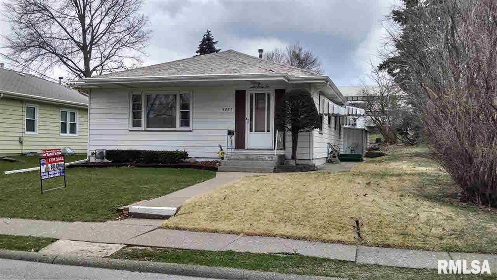 1225 E Dover Ct, Davenport, IA 52803 - photo 1