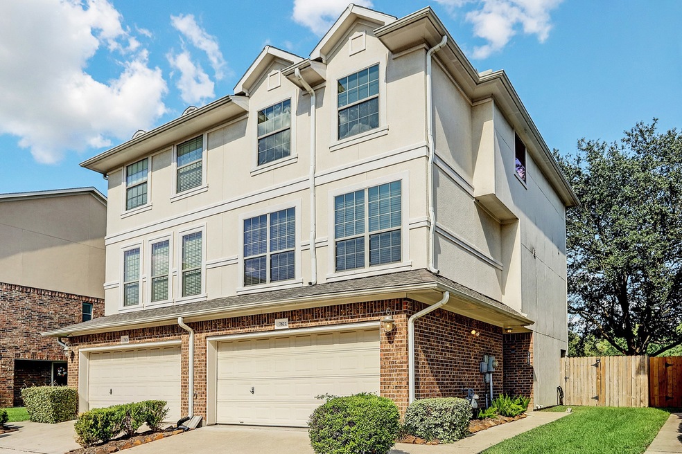 7822 Stoneyway Dr, Houston, TX 77040 - photo 1