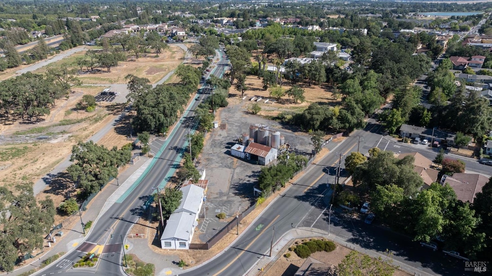 9600 Windsor Rd, Windsor, CA 95492 - photo 1