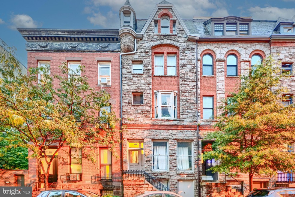 1208 N Calvert St unit 2, Baltimore, MD 21202 - photo 1