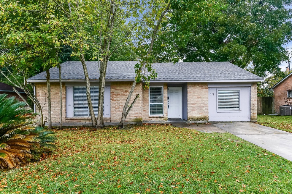 5721 Melanite Ave, Houston, TX 77053 - photo 1