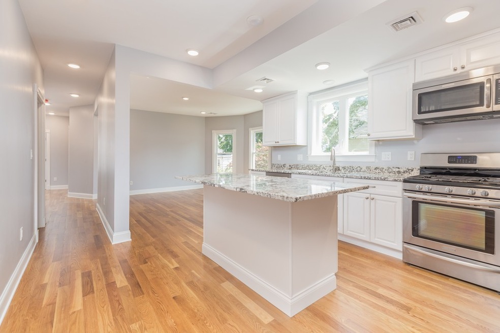 74 Hudson St unit 2, Somerville, MA 02143 - photo 1