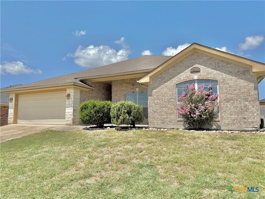 Pending $235,000 • Co-Listing Agent