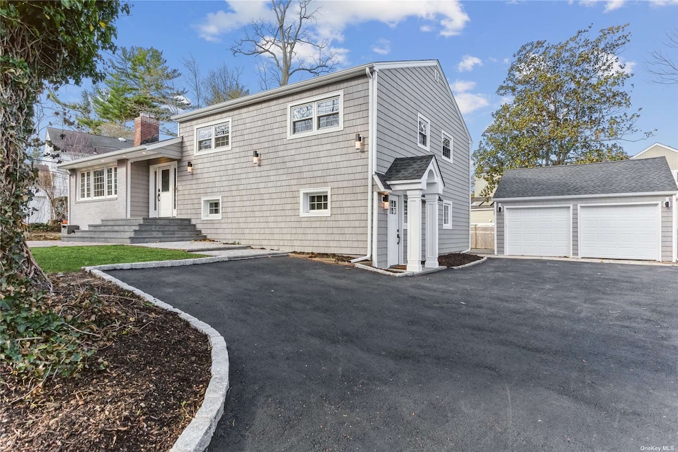 11 N Plandome Rd, Port Washington, NY 11050 - photo 1