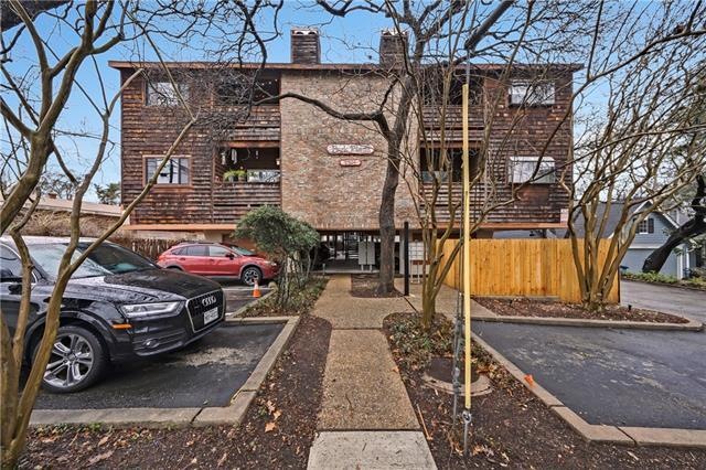 Park Place Condos - tucked away in the historical,
