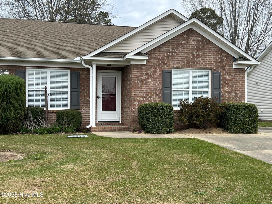2600 Saddleback Dr unit B, Winterville, NC 28590 - photo 1