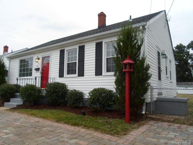 FRONT EXTERIOR
