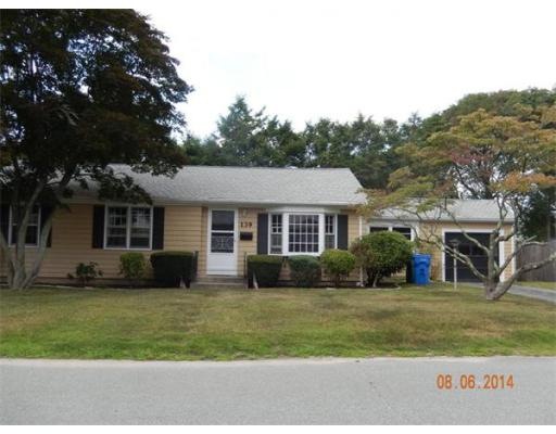 139 Allen Ave unit 1, Cranston, RI 02910 - photo 1