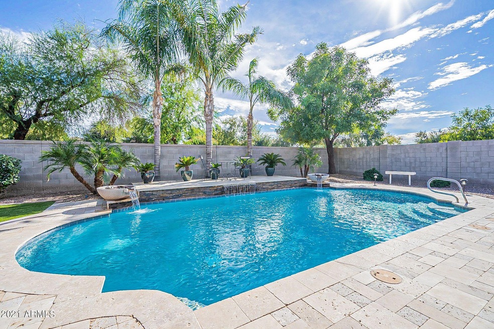 639 W Basswood Ave, San Tan Valley, AZ 85140 - photo 1