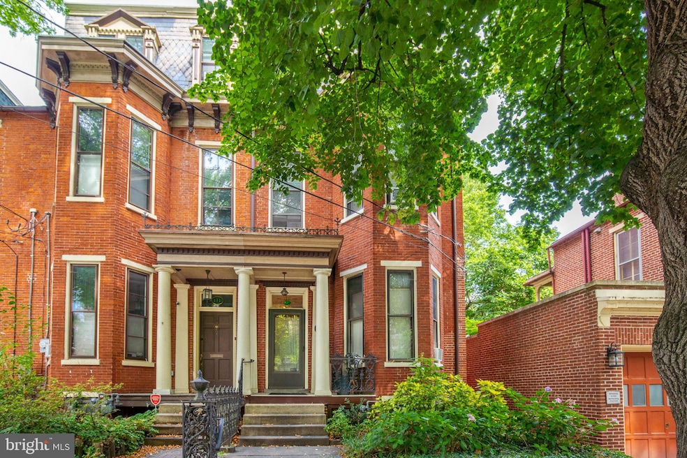 For Rent $1,200/month