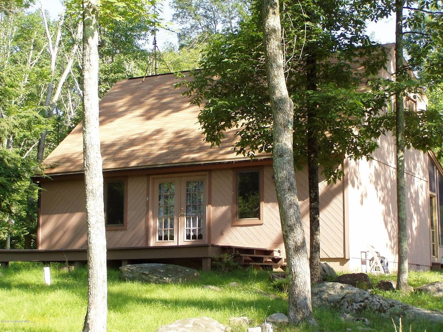 191 Blue Ridge Dr, Canadensis, PA 18325 - photo 1