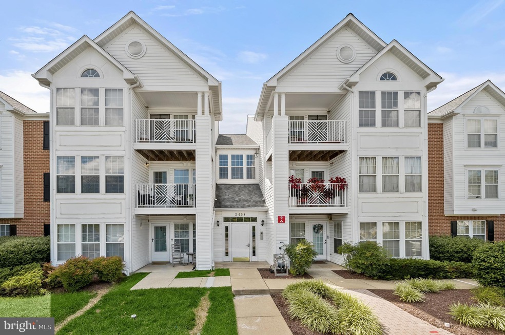 2408 Autumn Harvest Ct unit 201, Odenton, MD 21113 - photo 1