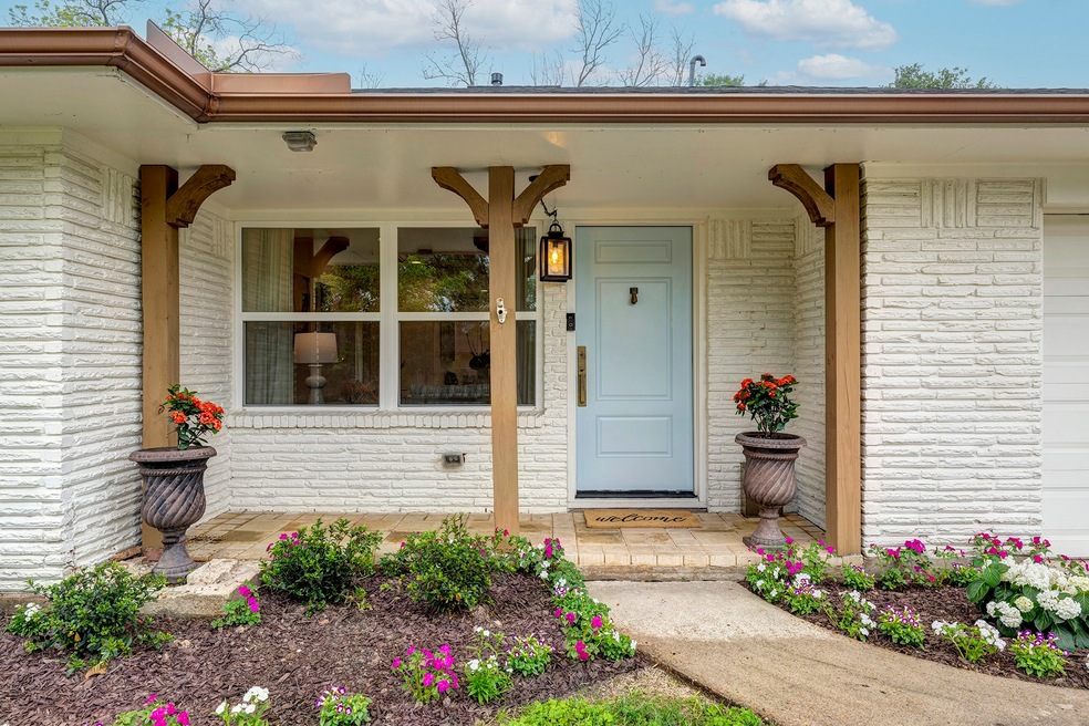 815 Sara Rose St, Houston, TX 77018 - photo 1