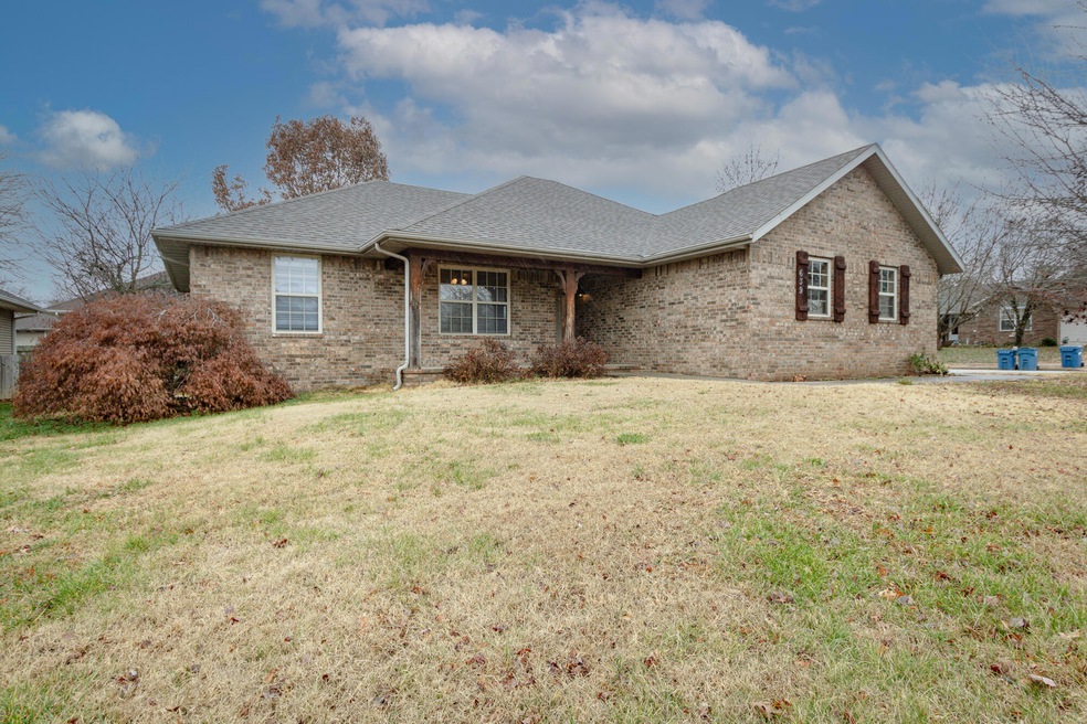 Skaggs_639ParishLn-22