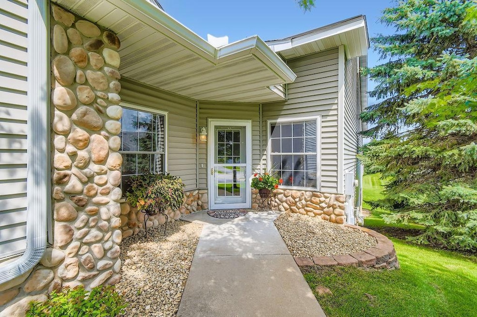 Sold $385,000 • Co-Listing Agent