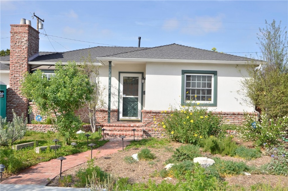 Welcome Home!  Gorgeous natural landscaping!