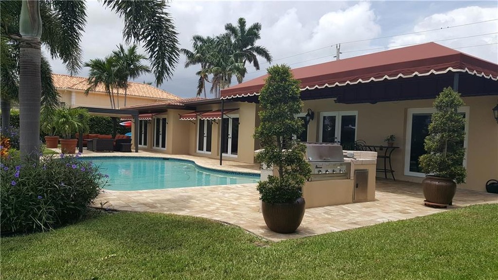 Covered patio and pool area