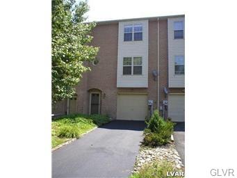 255 Ridgeview Dr, Alburtis, PA 18011 - photo 1