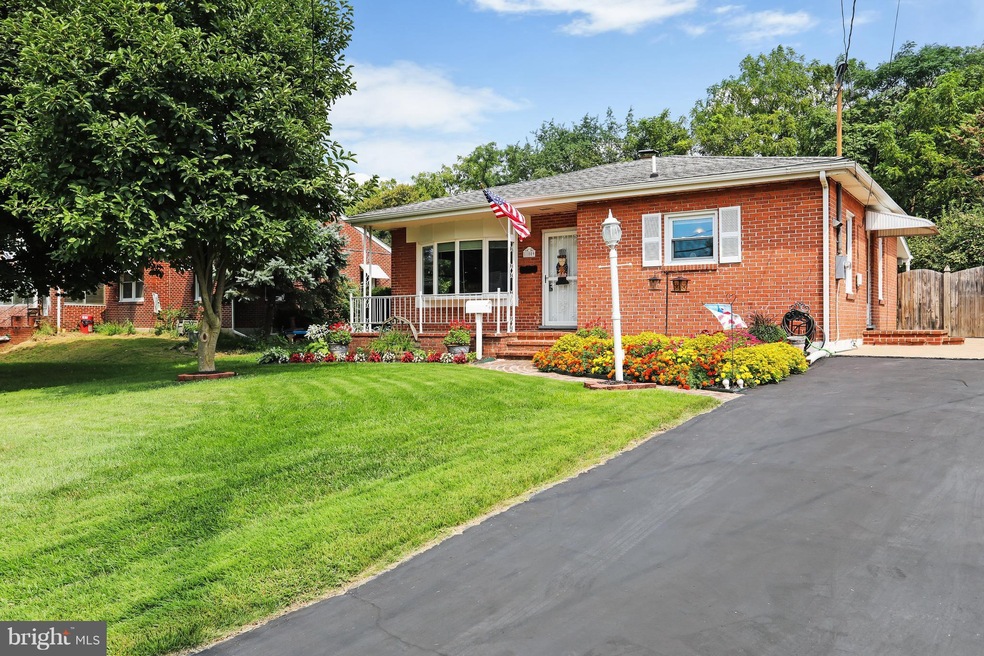 11009 Decker Ave, Hagerstown, MD 21740 - photo 1