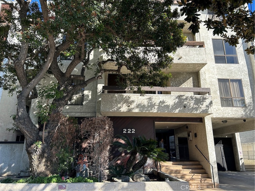 222 N Rose St, Burbank, CA 91505 - photo 1