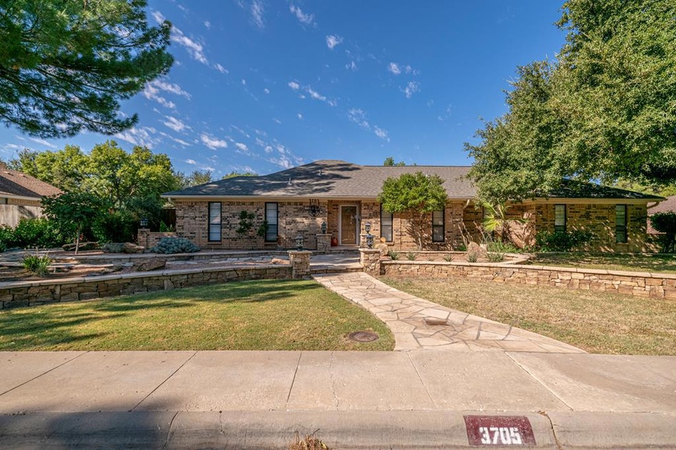 3705 Godfrey St, Midland, TX 79707 - photo 1