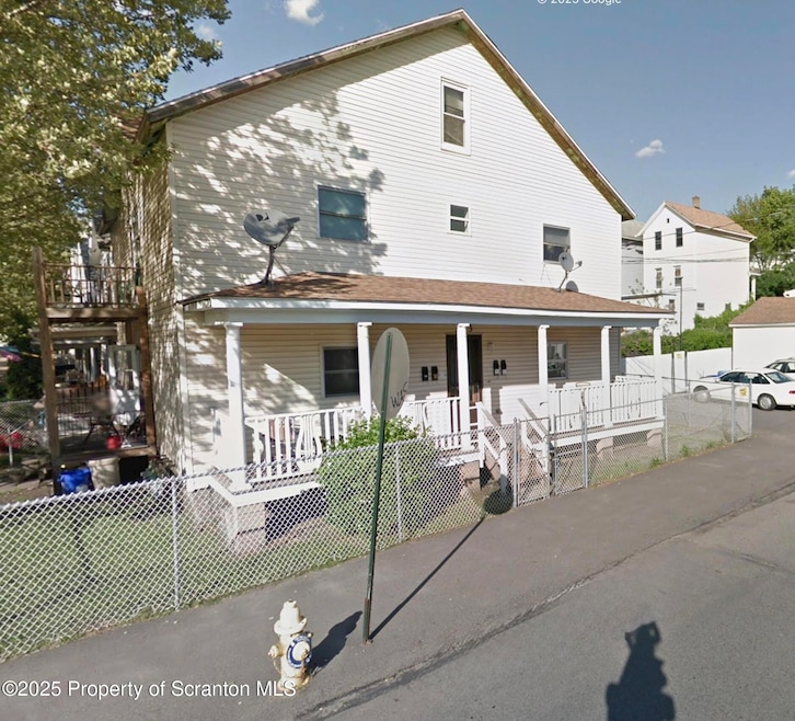 303 E Elm St, Scranton, PA 18505 - photo 1