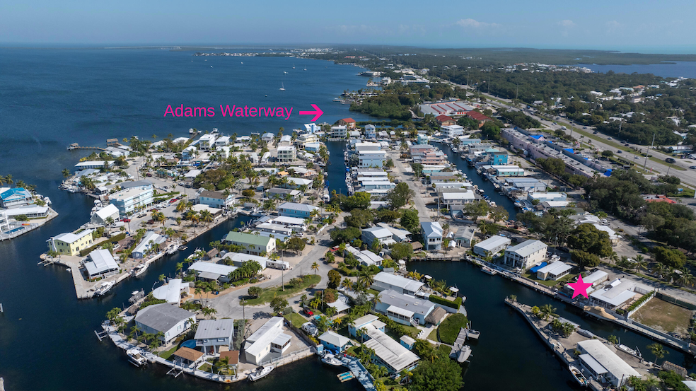 Easy access to Adams Waterway
