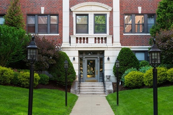 141 Englewood Ave unit 31, Brighton, MA 02135 - photo 1