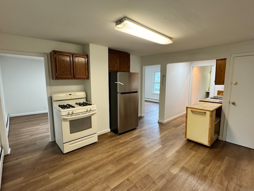 81 Springdale Ave unit 3, Meriden, CT 06451 - photo 1